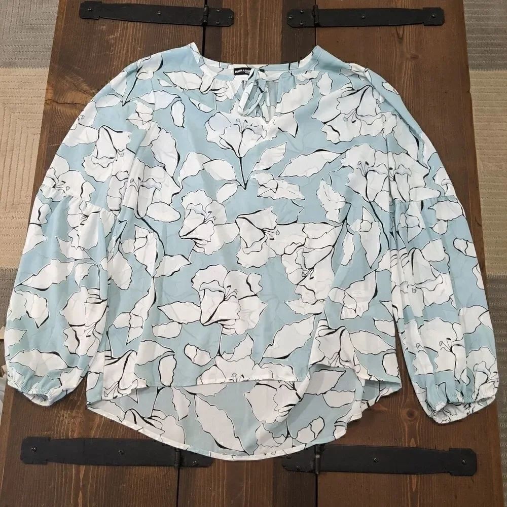 Karl Lagerfeld Paris floral top size medium